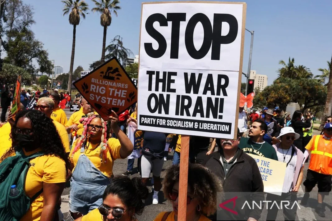 Trump dan Netanyahu dilaporkan akan serang lagi Iran sebelum pemilu