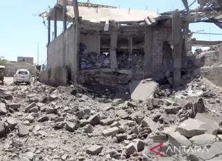 Yaman Lancarkan Sembilan Serangan Udara Menyasar Houthi di Taiz